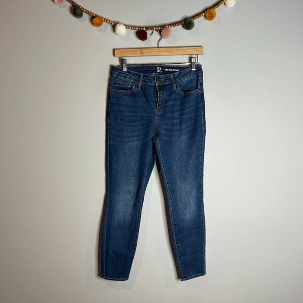 🔆 New York & Company Mid Rise Skinny jeans - M - 6-8-10